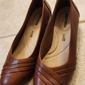 Clarks Juliet Petra Low Heel Flat Tan 8 M